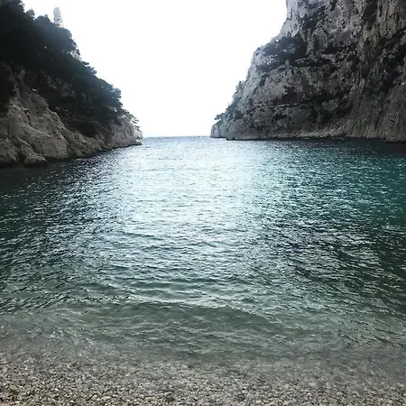 Le Sept Aux Portes Des Calanques 卡西斯