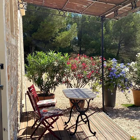 Le Sept Aux Portes Des Calanques Apartmán *