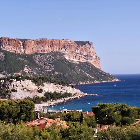 Le Sept Aux Portes Des Calanques Apartment Cassis