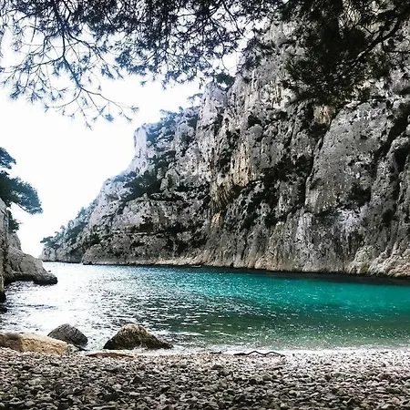 Le Sept Aux Portes Des Calanques Cassis