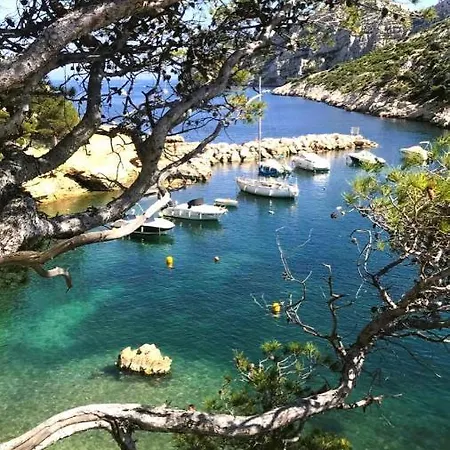 Le Sept Aux Portes Des Calanques Apartment Cassis