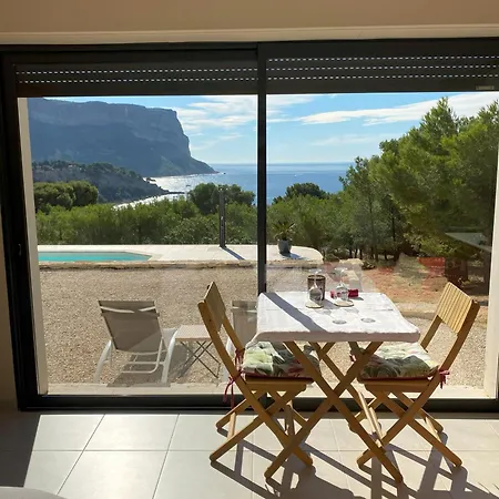 Le Sept Aux Portes Des Calanques *